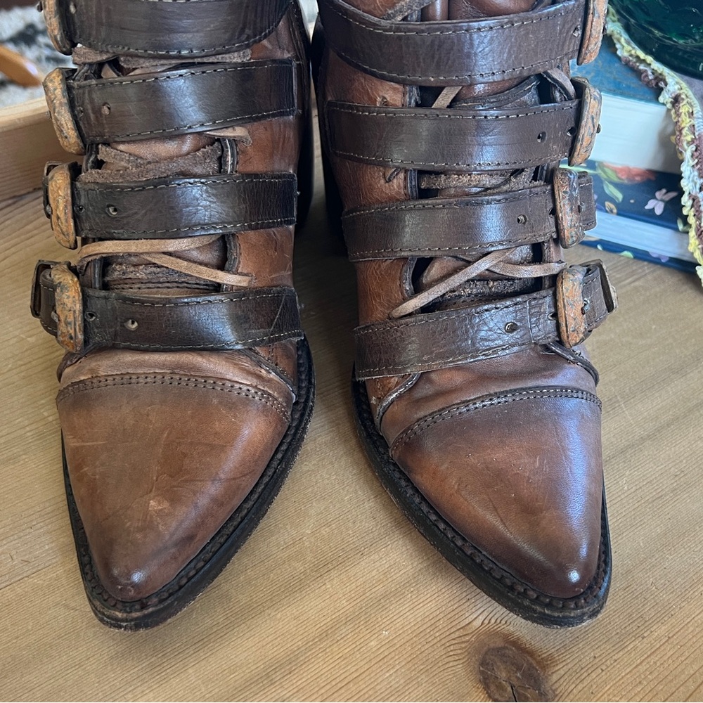 Freebird by Steven Stoke Tan Brown Distressed Leather Buckle Boots 8 - Picture 12 of 16